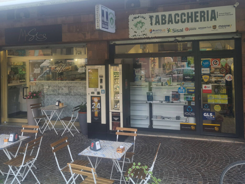 esterno; tabacchi; caselecchio di reno;