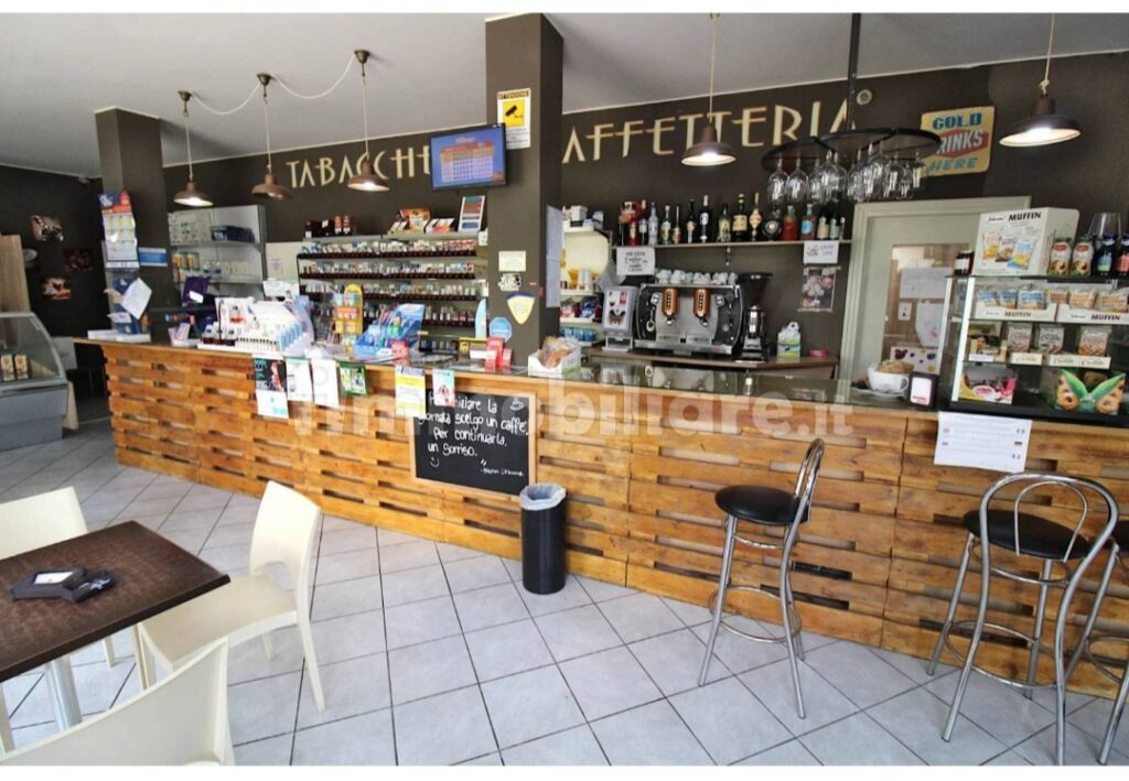 foto interno, Tabaccheria; Bar; Alimentari; Castagnito; cuneo;