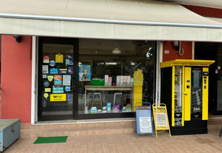 Esterno; Tabacchi; venezia; riv 36;