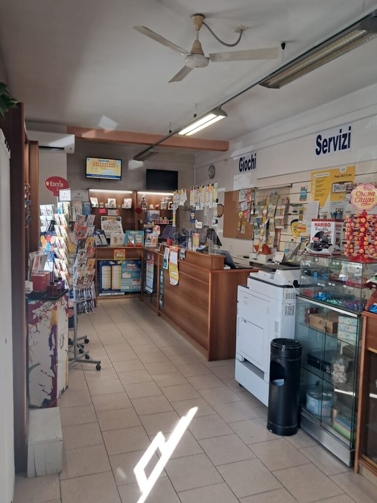 tabacchi; interno; occhiobello Rovigo;