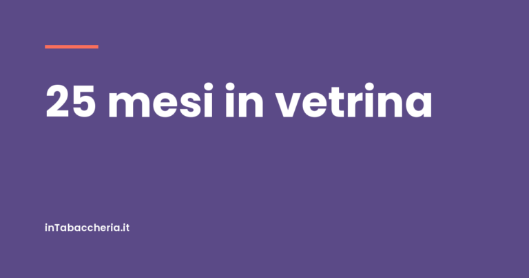 Copertina dell'articolo con la scritta «25 mesi in vetrina»